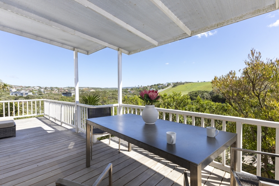 4 Bedroom Property for Sale in West Beach Eastern Cape